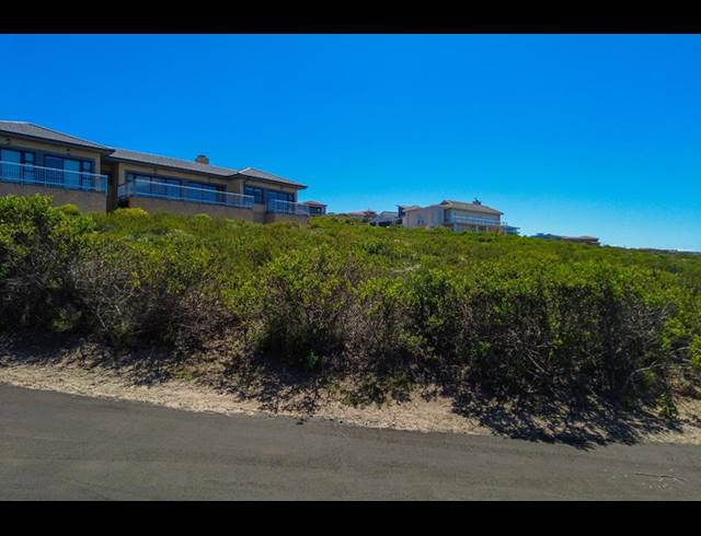 LAND FOR SALE IN VILLAGE ON SEA